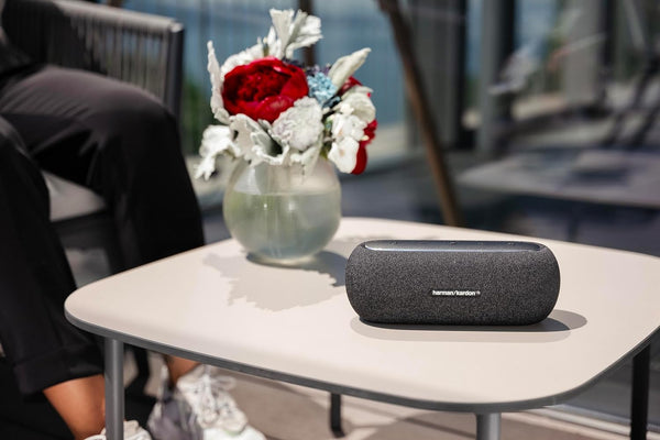 Harman Kardon Luna Portable Bluetooth Speaker, Waterproof Design, Up to 12hr Battery Life