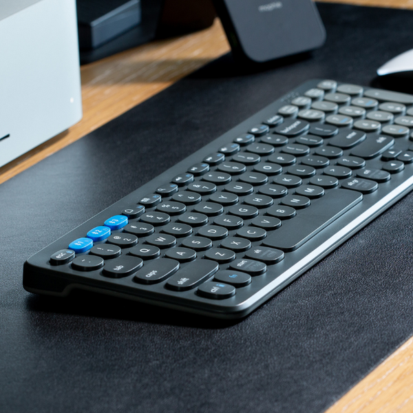 ZAGG Multi-pairing Mid Size Keyboard with Wireless Charging - 103211034